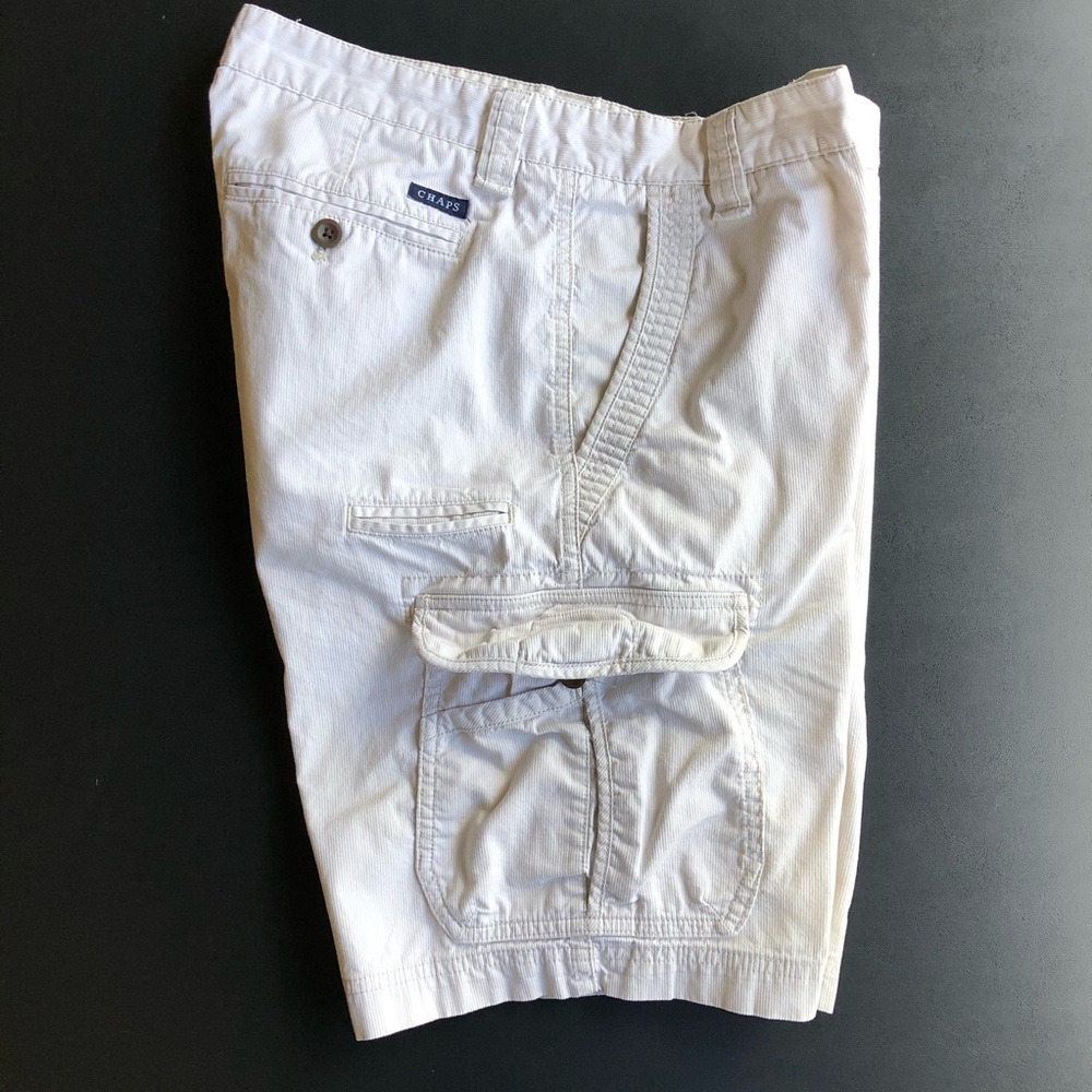 Chaps White Cargo Shorts 32
